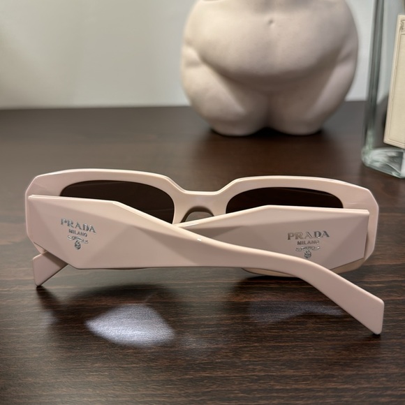 Runway 49mm Rectangular Sunglasses - Picture 11 of 14